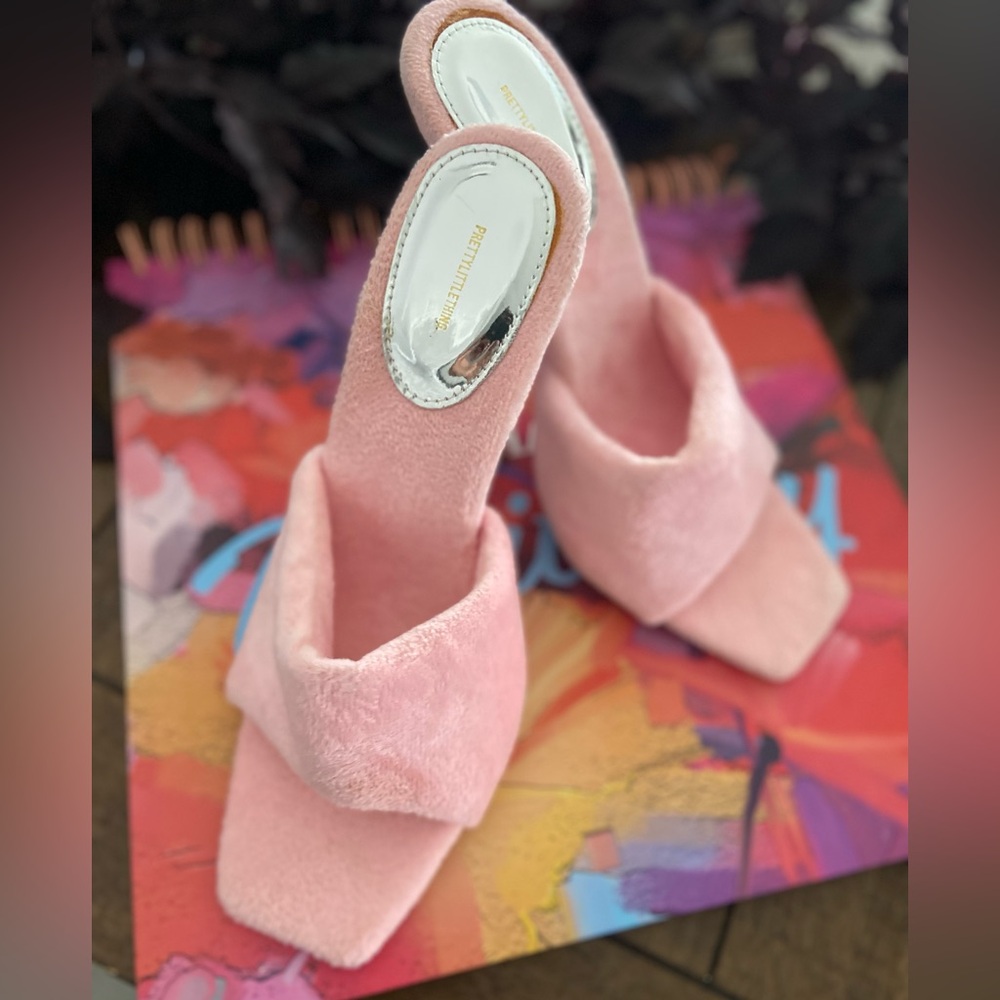PrettyLittleThing Soft Pink Faux Fur Heels